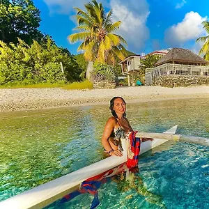 manava-huahine-beach-house.frenchpolynesia-hotels.com/